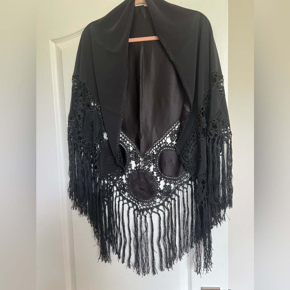 New silky black shawl